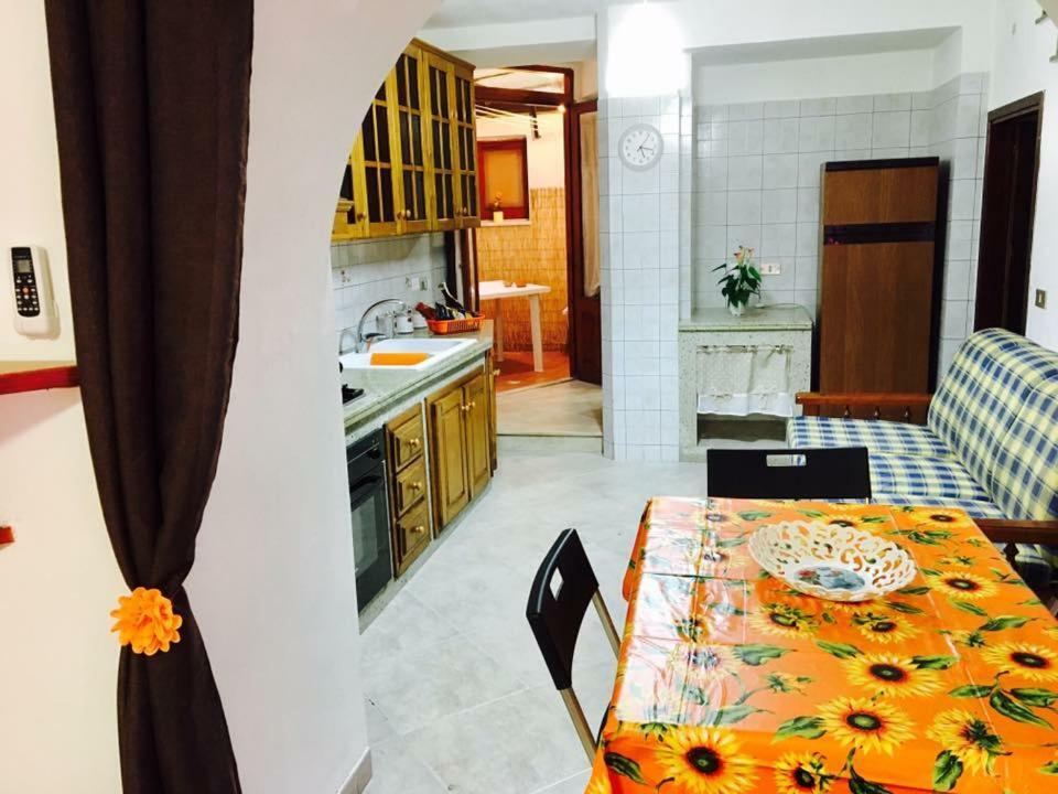 Apartamento Casa Stromae A Due Passi Dal Mare Cefalú Exterior foto